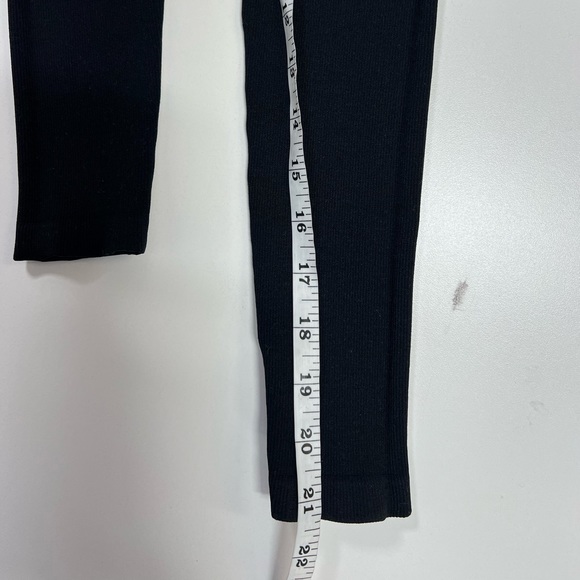 Bombshell Sportswear Ribbed Seamless Leggings Black Silver Logo Size XS NEW - Picture 5 of 15